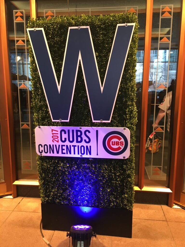 Local bar owner retrieves Ron Santo memorabilia the Cubs say they